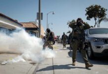 Juez de California declara en desacato al Departamento de Seguridad Nacional en caso sobre redadas migratorias en Los Ángeles